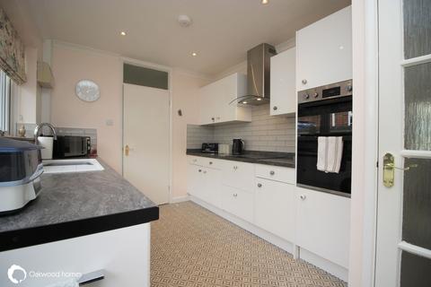 2 bedroom detached bungalow for sale, Foads Hill, Cliffsend, Ramsgate