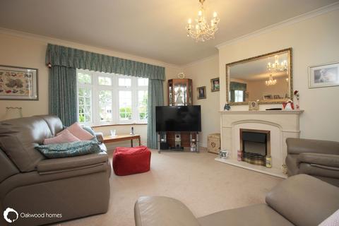 2 bedroom detached bungalow for sale, Foads Hill, Cliffsend, Ramsgate