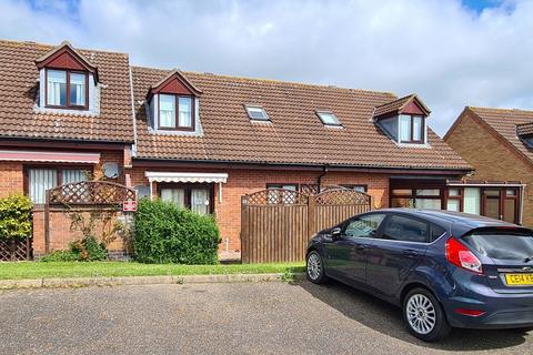 3 bedroom terraced house for sale, Waterfield Meadows, North Walsham