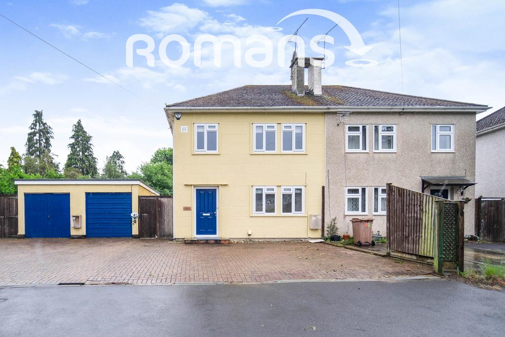 Waterloo Road, Wokingham 3 bed semidetached house £1,800 pcm (£415 pw)
