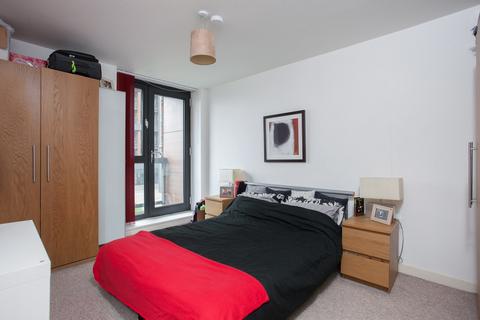 1 bedroom flat to rent, Hallsville Road, E16