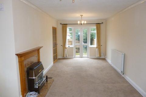 3 bedroom semi-detached house to rent, Chedworth Close