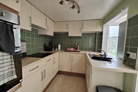 2 bedroom property to rent, West Street, Burgess Hill