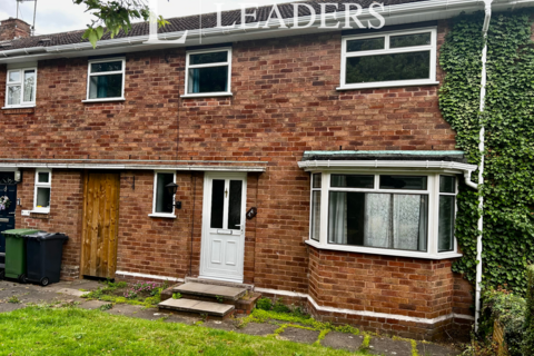 3 bedroom terraced house to rent, Redhurst Drive, WV10