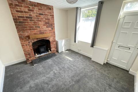 2 bedroom end of terrace house to rent, Cotmanhay Road, Ilkeston