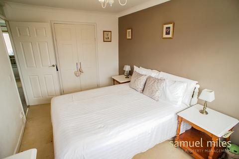35 Saffron Close, Royal Wootton Bassett, Swindon, SN4 7JB