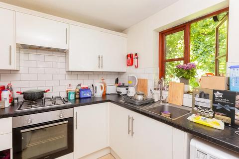 1 bedroom apartment to rent, Green Ridges, Headington, OX3 8LZ