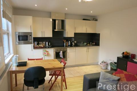 1 bedroom flat to rent, Archway Road, London N6