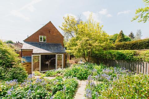 3 bedroom detached house for sale, Horn Hill Road, Adderbury, OX17