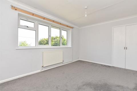 2 bedroom flat for sale, Springfield Court, Crawley, West Sussex