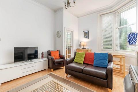 2 bedroom flat to rent, Rothesay Place, West End, Edinburgh