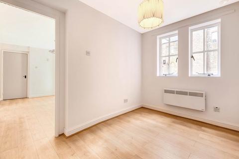 1 bedroom flat for sale, Clock Court, Victory Road, Wanstead