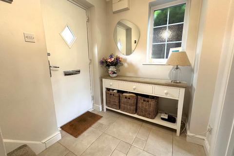 16 Cromer Way, Luton, LU2 7EE