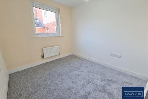 1 bedroom flat to rent, Glyn Teg, Merthyr Tydfil, CF47 0JE