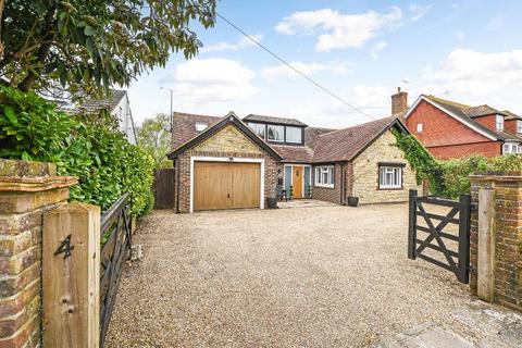 5 bedroom detached house for sale, The Crescent, Steyning, West Sussex, BN44 3GD