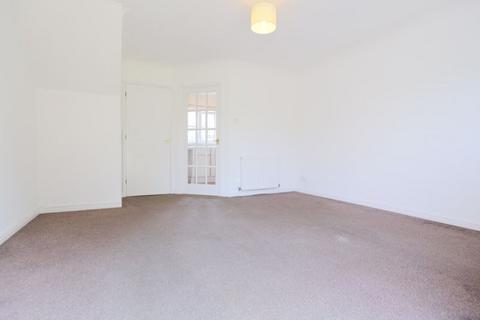2 bedroom house to rent, Castle Mount, Exeter