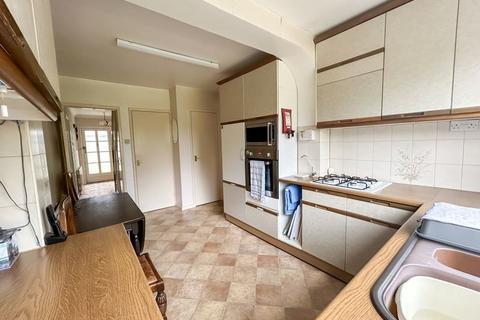 39 Mayfield Road, Streetly, Sutton Coldfield, B74 3PY
