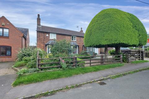 3 bedroom detached house for sale, The Charming Yew Tree Cottage, Main Street, LE14 2EA