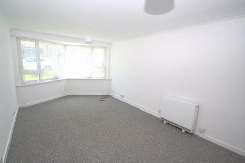 2 bedroom property to rent, The Causeway, Worthing