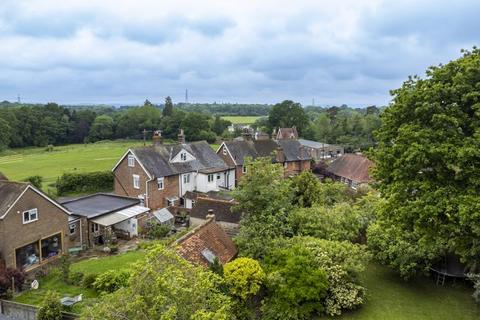 6 bedroom detached house for sale, Pipers Field, Ridgewood