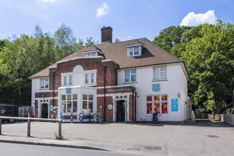 High Street, Horam 2 bed apartment for sale £195,000
