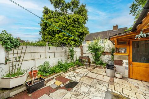 11 Blenheim Road, London, E15 1UF