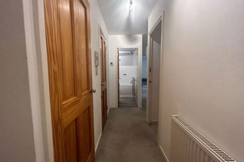 2 bedroom apartment to rent, Parrs Close, South Croydon