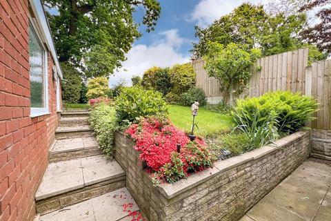 3 bedroom semi-detached house for sale, Grays Close, Stoke-On-Trent