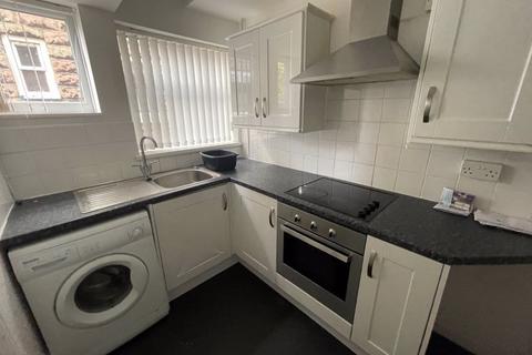 2 bedroom apartment to rent, Kings Road North, Wallsend NE28