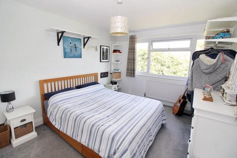 3 bedroom end of terrace house for sale, Oakengrove Lane, Hazlemere HP15
