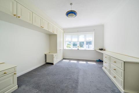 3 bedroom apartment for sale, Elm Park Court, Elm Park Road, Pinner