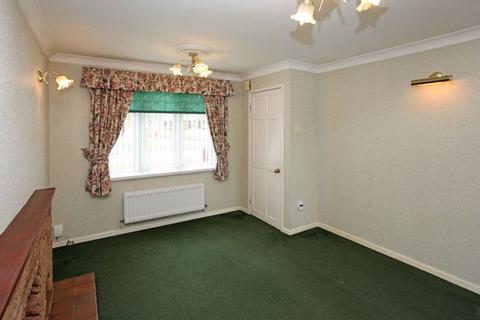 2 bedroom detached house for sale, Lawford Close, Aqueduct