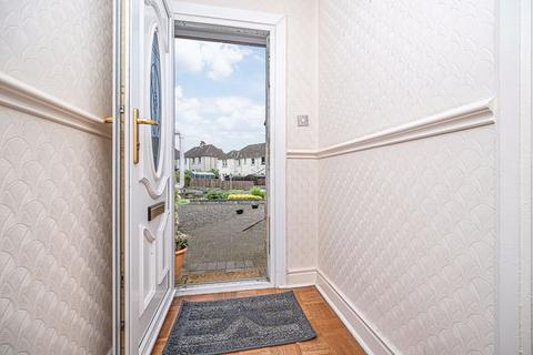 2 bedroom flat for sale, Sauchenbush Road, Kirkcaldy