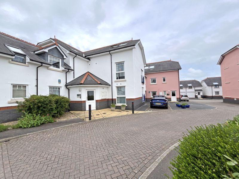 Woolbrook Road, Sidmouth 2 bed apartment for sale £219,950