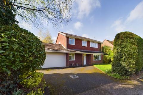 4 bedroom detached house for sale, Avenue Road South, Newport TF10