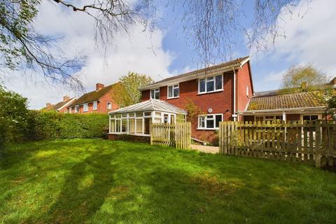 4 bedroom detached house for sale, Avenue Road South, Newport TF10