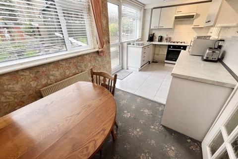 3 bedroom semi-detached house for sale, Stamford Road, Brierley Hill DY5