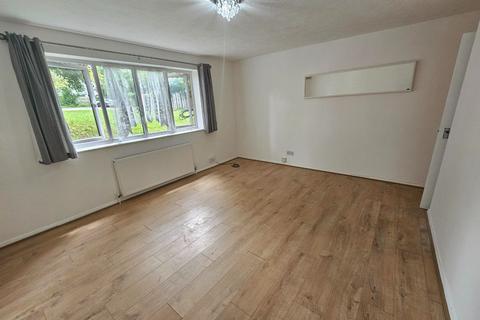 1 bedroom flat to rent, Beulah Road, Thornton Heath, CR7