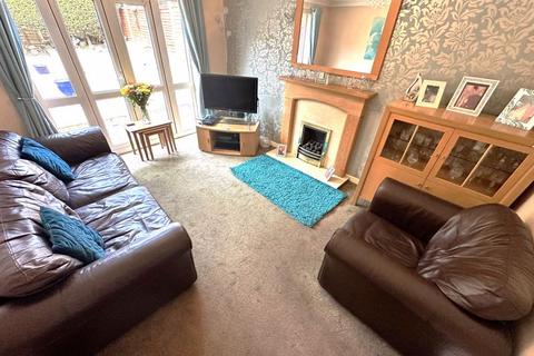 3 bedroom detached house for sale, Fieldstone View, Dudley DY3