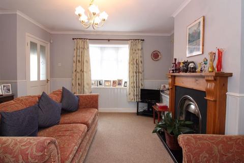 2 bedroom semi-detached house for sale, Mount Road, Stourbridge DY8