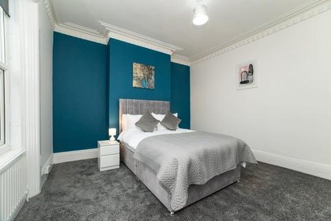 3 bedroom flat to rent, Newcastle upon Tyne NE4