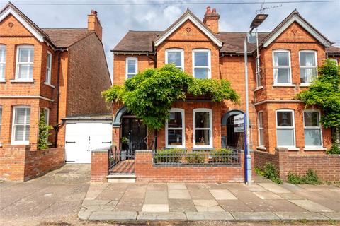 14 Campbell Road, Bedford, MK40 3DD