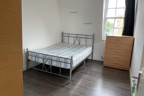 4 bedroom flat to rent, Devonshire House,  Kilburn High Road, London