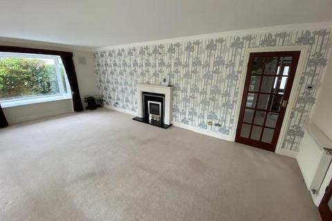 5 bedroom detached house to rent, Wain Close, Little Heath, Herts