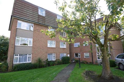 2 bedroom flat for sale, Lambs Close, Cuffley