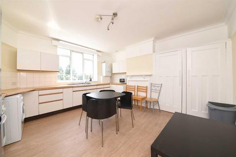 2 bedroom flat for sale, Vivian Avenue, Hendon