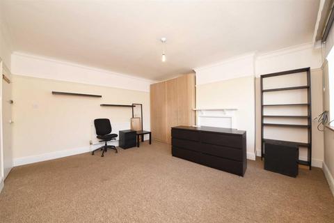 2 bedroom flat for sale, Vivian Avenue, Hendon
