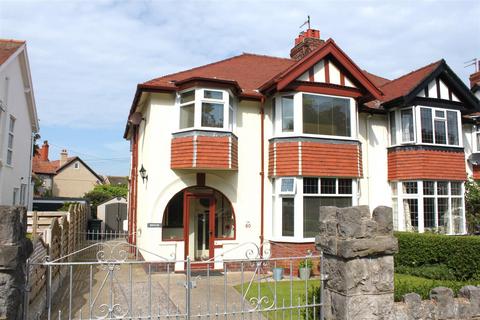 60 Queens Road, Llandudno, LL30 1TH