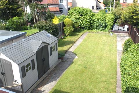 60 Queens Road, Llandudno, LL30 1TH