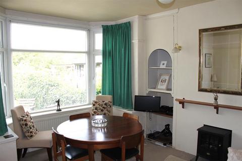 60 Queens Road, Llandudno, LL30 1TH